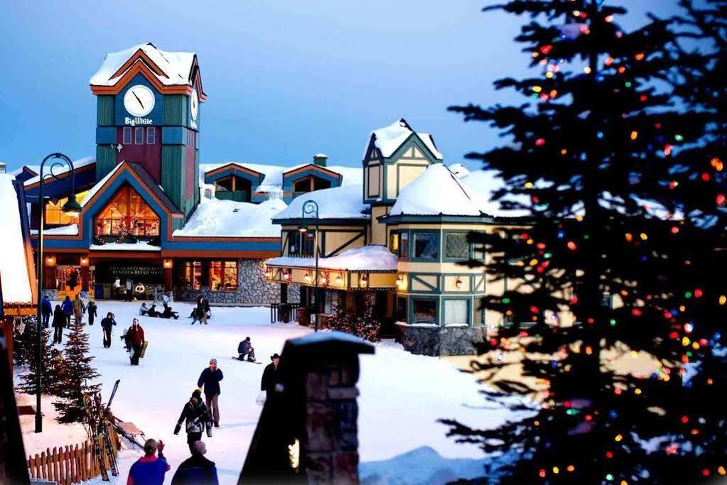 White Crystal Inn Big White Ski Resort Exterior photo